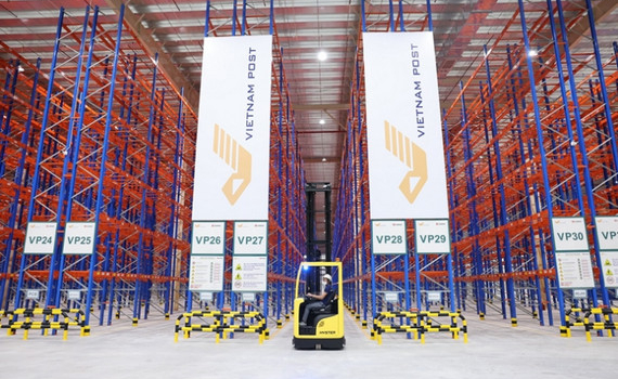 Vietnam Post: Đầu tư kho b&atilde;i, tăng t&iacute;nh cạnh tranh