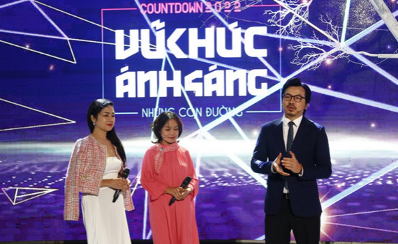 &ldquo;Vũ kh&uacute;c &aacute;nh s&aacute;ng&rdquo; - Chương tr&igrave;nh nghệ thuật đặc biệt ch&agrave;o năm 2022