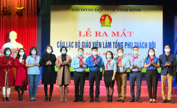 Ra mắt C&acirc;u lạc bộ gi&aacute;o vi&ecirc;n l&agrave;m Tổng phụ tr&aacute;ch Đội