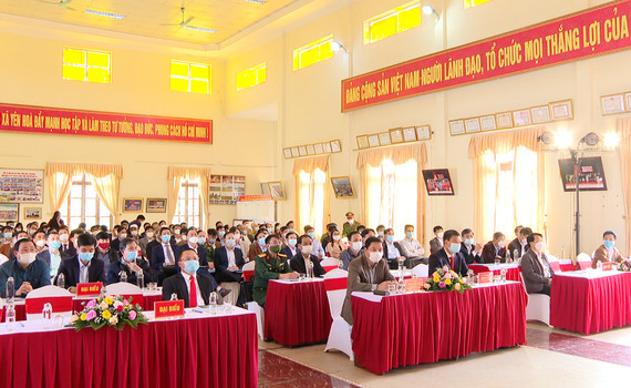 Hội nghị đ&aacute;nh gi&aacute;, r&uacute;t kinh nghiệm việc triển khai th&iacute; điểm chuyển đổi số x&atilde; Y&ecirc;n H&ograve;a