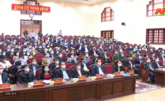 Hội nghị c&aacute;n bộ to&agrave;n quốc qu&aacute;n triệt về x&acirc;y dựng, chỉnh đốn Đảng