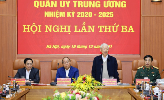 Tổng B&iacute; thư Nguyễn Ph&uacute; Trọng chủ tr&igrave; Hội nghị Qu&acirc;n ủy Trung ương lần thứ 3