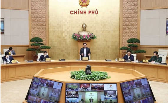 Thủ tướng Ch&iacute;nh phủ Phạm Minh Ch&iacute;nh y&ecirc;u cầu c&aacute;c địa phương thẳng thắn n&ecirc;u kh&oacute; khăn trong chống dịch