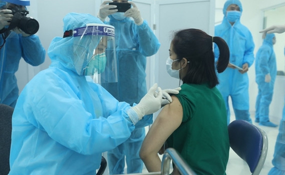 Th&ecirc;m 13.840 ca mắc COVID-19, trong đ&oacute; 7.306 ca cộng đồng