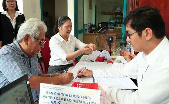 Tăng lương hưu, trợ cấp bảo hiểm x&atilde; hội v&agrave; trợ cấp hằng th&aacute;ng