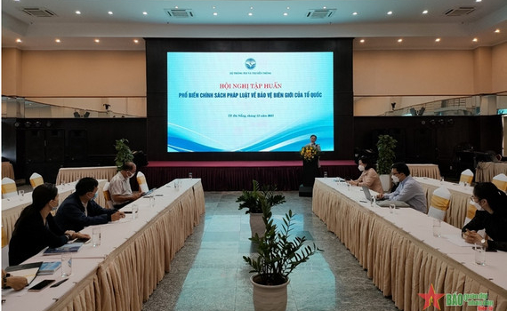 Tập huấn ch&iacute;nh s&aacute;ch, ph&aacute;p luật về bảo vệ bi&ecirc;n giới của Tổ quốc