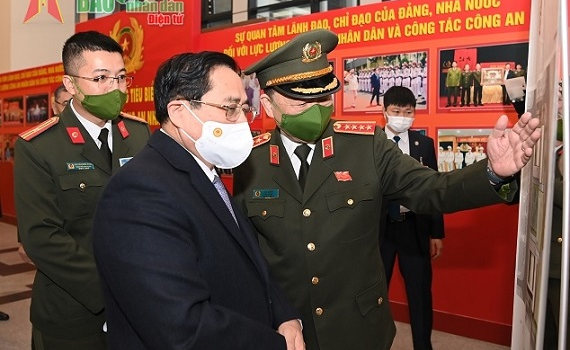 Thủ tướng Ch&iacute;nh phủ Phạm Minh Ch&iacute;nh dự Hội nghị C&ocirc;ng an to&agrave;n quốc