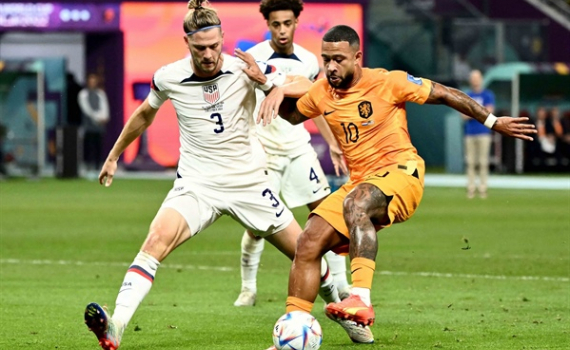 Đ&aacute;nh bại Mỹ, H&agrave; Lan v&agrave;o tứ kết World Cup 2022