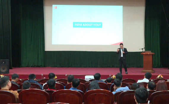  Tập huấn cho gi&aacute;o vi&ecirc;n, huấn luyện vi&ecirc;n v&agrave; hướng dẫn vi&ecirc;n m&ocirc;n Cầu l&ocirc;ng 