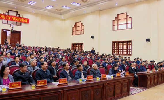 Tiếp tục nghi&ecirc;n cứu, học tập, qu&aacute;n triệt Nghị quyết Hội nghị lần thứ s&aacute;u, Ban Chấp h&agrave;nh Trung ương Đảng (kh&oacute;a XIII)