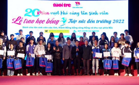 B&aacute;o Tuổi trẻ, Tỉnh đo&agrave;n Ninh B&igrave;nh tổ chức chương tr&igrave;nh trao học bổng &ldquo;Tiếp sức đến trường&rdquo; năm 2022