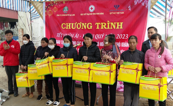 Chương tr&igrave;nh Tết nh&acirc;n &aacute;i tại x&atilde; Gia Tường