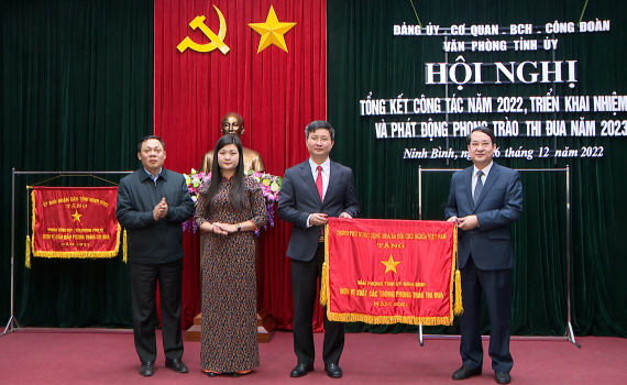 Văn ph&ograve;ng Tỉnh ủy triển khai nhiệm vụ năm 2023
