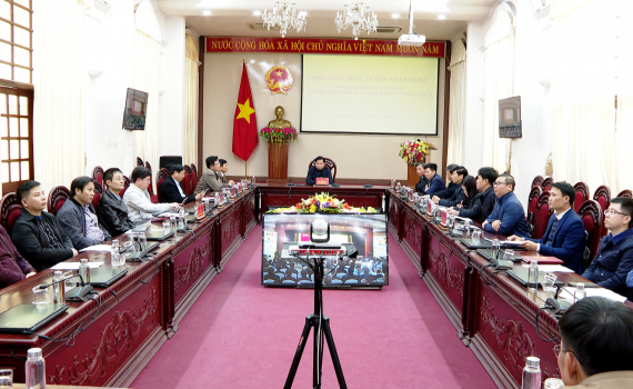 Hội nghị trực tuyến to&agrave;n quốc triển khai c&ocirc;ng t&aacute;c nội vụ năm 2023