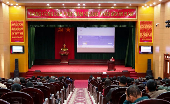 Gia Viễn tập huấn kiến thức, kỹ năng truyền th&ocirc;ng về &ldquo;giảm ngh&egrave;o th&ocirc;ng tin&rdquo;
