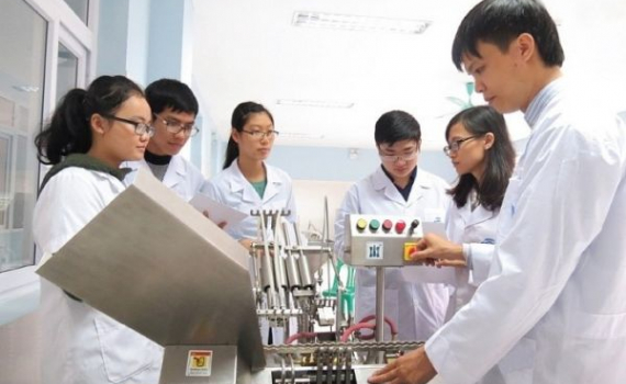 Quy định về hoạt động khoa học v&agrave; c&ocirc;ng nghệ trong cơ sở gi&aacute;o dục đại học