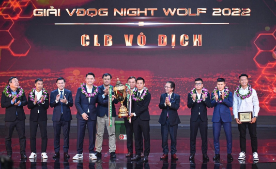 Văn Quyết l&agrave; cầu thủ xuất sắc nhất V-League 2022