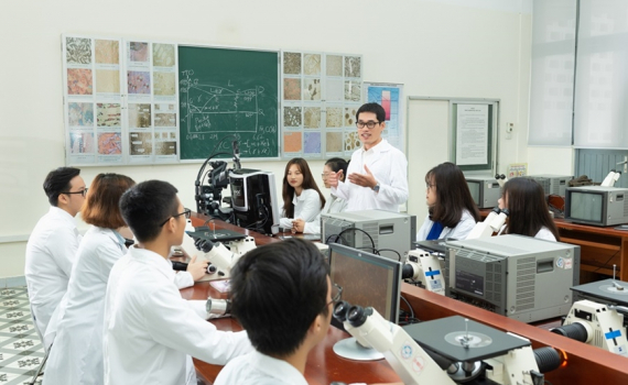 Kiểm định kh&ocirc;ng phải để tăng học ph&iacute;