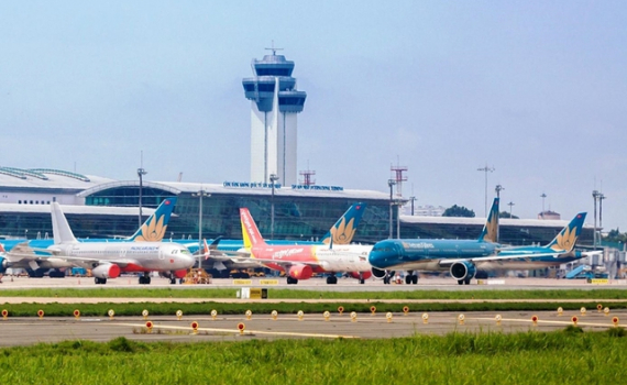 Tăng trần gi&aacute; v&eacute; m&aacute;y bay nội địa