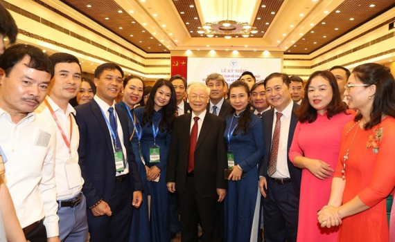 Nghị quyết Hội nghị Trung ương 8, kh&oacute;a XIII về tiếp tục x&acirc;y dựng v&agrave; ph&aacute;t huy vai tr&ograve; của đội ngũ tr&iacute; thức đ&aacute;p ứng y&ecirc;u cầu ph&aacute;t triển đất nước nhanh v&agrave; bền vững trong giai đoạn mới