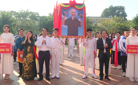 Khai mạc Hội khỏe Ph&ugrave; Đổng th&agrave;nh phố Ninh B&igrave;nh lần thứ VIII