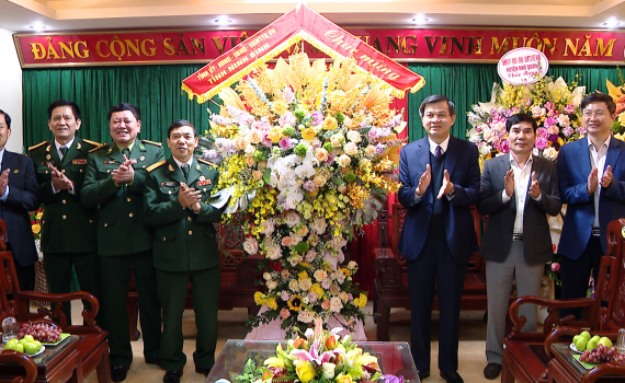 Đồng ch&iacute; B&iacute; thư Tỉnh ủy thăm, ch&uacute;c mừng Hội Cựu Chiến binh tỉnh nh&acirc;n ng&agrave;y truyền thống 