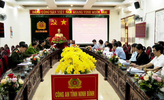 Ban Thường vụ Đảng ủy C&ocirc;ng an tỉnh kiểm điểm, đ&aacute;nh gi&aacute;, xếp loại tập thể, c&aacute; nh&acirc;n năm 2023