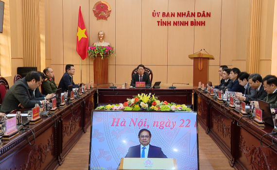 Hội nghị trực tuyến to&agrave;n quốc về ph&aacute;t triển c&aacute;c ng&agrave;nh c&ocirc;ng nghiệp văn ho&aacute; Việt Nam