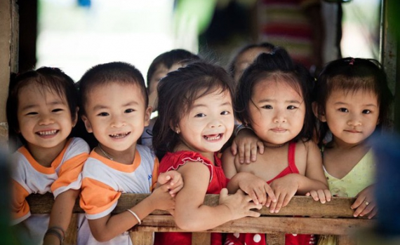 Ph&ecirc; duyệt Chương tr&igrave;nh Chăm s&oacute;c sức khỏe t&acirc;m thần trẻ em, chăm s&oacute;c trẻ em mồ c&ocirc;i