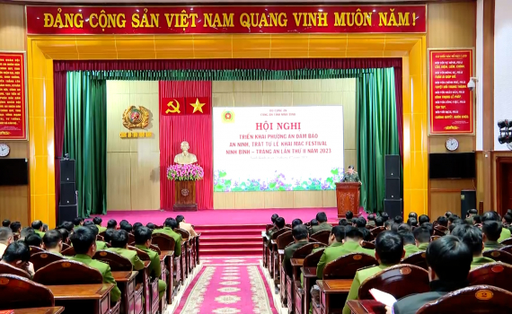 C&ocirc;ng an tỉnh triển khai phương &aacute;n đảm bảo ANTT Lễ khai mạc Festival Ninh B&igrave;nh- Tr&agrave;ng An lần thứ II