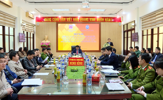 Hội nghị tập huấn, cập nhật kỹ năng số cho th&agrave;nh vi&ecirc;n c&aacute;c Tổ c&ocirc;ng nghệ số cộng đồng