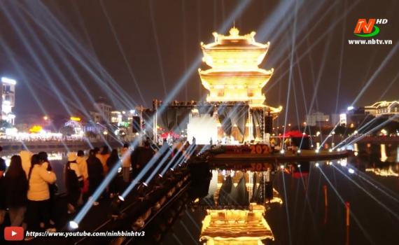 Countdown ch&agrave;o năm mới 2024 tại Phố cổ Hoa Lư