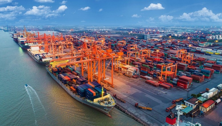Phấn đấu đến năm 2030, khối lượng vận chuyển hàng hóa đường thủy đạt khoảng 835 triệu tấn - Báo và Phát thanh - Truyền hình Ninh Bình