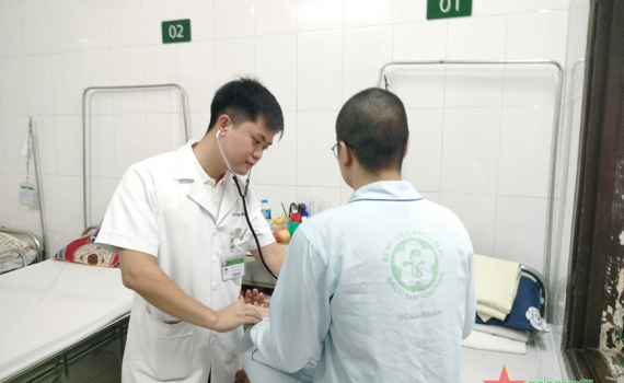 Cấm thuốc l&aacute; điện tử: Quyết định quan trọng v&igrave; sức khỏe người d&acirc;n