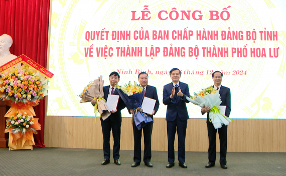 Lễ C&ocirc;ng bố Quyết định th&agrave;nh lập Đảng bộ th&agrave;nh phố Hoa Lư