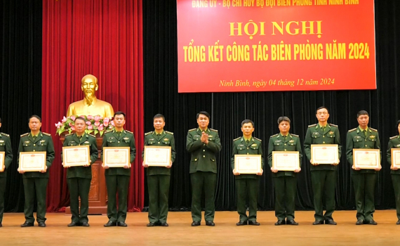 Hội nghị tổng kết c&ocirc;ng t&aacute;c Bi&ecirc;n ph&ograve;ng năm 2024