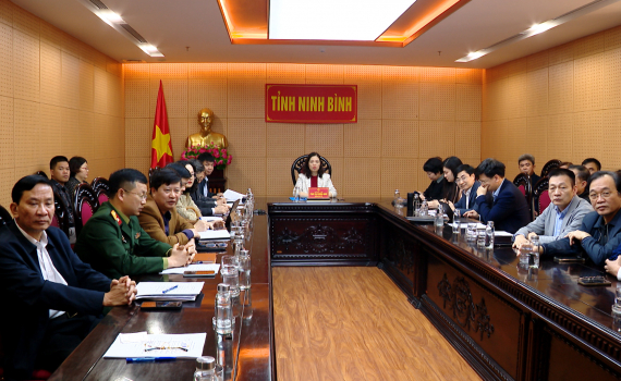 Hội nghị trực tuyến to&agrave;n quốc triển khai c&ocirc;ng t&aacute;c y tế năm 2025