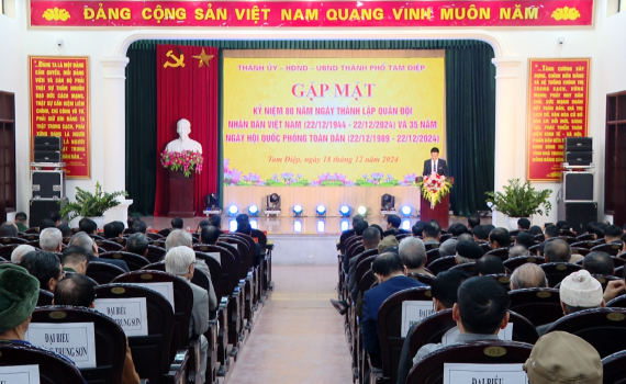 Th&agrave;nh phố Tam Điệp gặp mặt kỷ niệm 80 năm Ng&agrave;y th&agrave;nh lập Qu&acirc;n đội nh&acirc;n d&acirc;n Việt Nam