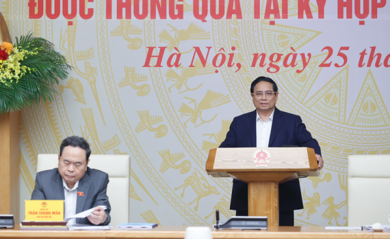 Thủ tướng Ch&iacute;nh phủ v&agrave; Chủ tịch Quốc hội đồng chủ tr&igrave; Hội nghị triển khai thi h&agrave;nh c&aacute;c Luật, Nghị quyết của Quốc hội