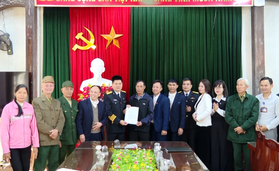Lữ đo&agrave;n 131, Qu&acirc;n chủng Hải qu&acirc;n b&agrave;n giao kinh ph&iacute; x&acirc;y nh&agrave; t&igrave;nh nghĩa