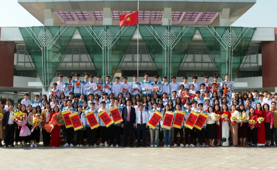  Lễ xuất qu&acirc;n tham dự kỳ thi chọn học sinh giỏi quốc gia năm học 2024-2025
