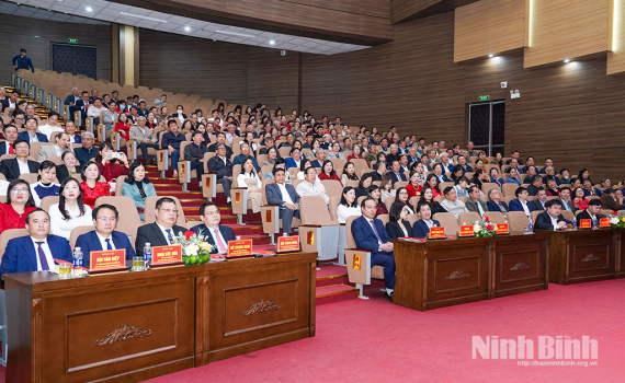 Đảng ủy c&aacute;c phường, x&atilde; triển khai nhiệm vụ năm 2026