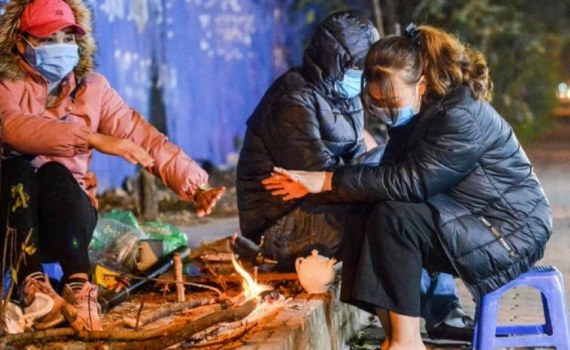 Thời tiết h&ocirc;m nay (15-12): Bắc Bộ nhiều nơi mưa r&eacute;t, v&ugrave;ng n&uacute;i r&eacute;t đậm