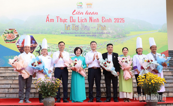 Khai mạc Lễ hội B&uacute;n, Phở 2025: &ldquo;Ẩm thực B&uacute;n, Sợi - T&ocirc;n vinh hạt gạo&rdquo;