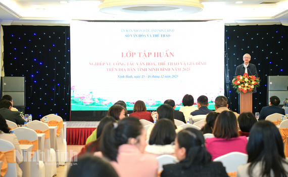 Tập huấn nghiệp vụ c&ocirc;ng t&aacute;c văn h&oacute;a, thể thao v&agrave; gia đ&igrave;nh cho c&aacute;n bộ phụ tr&aacute;ch văn h&oacute;a, thể thao c&aacute;c x&atilde;, phường