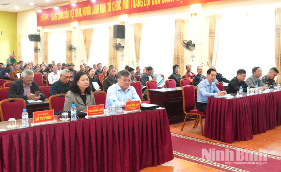 Tập huấn nghiệp vụ ho&agrave; giải ở cơ sở v&agrave; tuy&ecirc;n truyền, phổ biến, gi&aacute;o dục ph&aacute;p luật tại phường Thi&ecirc;n Trường