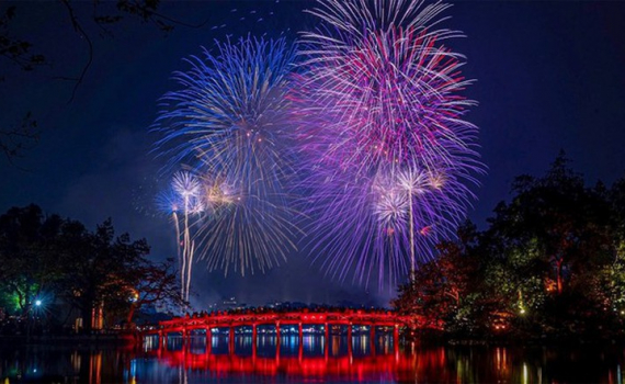 Bộ Nội vụ đề xuất ho&aacute;n đổi ng&agrave;y l&agrave;m việc để nghỉ Tết Dương lịch 4 ng&agrave;y