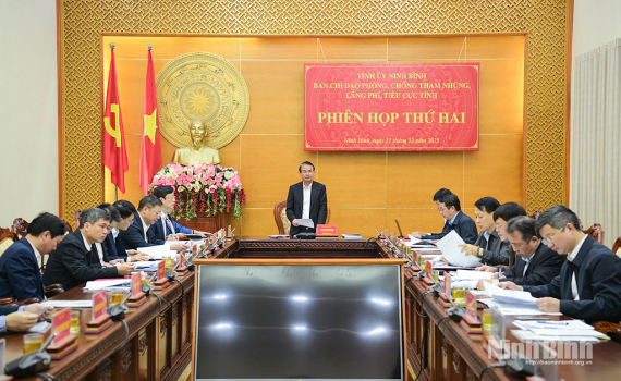 Ban Chỉ đạo ph&ograve;ng, chống tham nhũng, l&atilde;ng ph&iacute;, ti&ecirc;u cực tỉnh họp phi&ecirc;n thứ hai