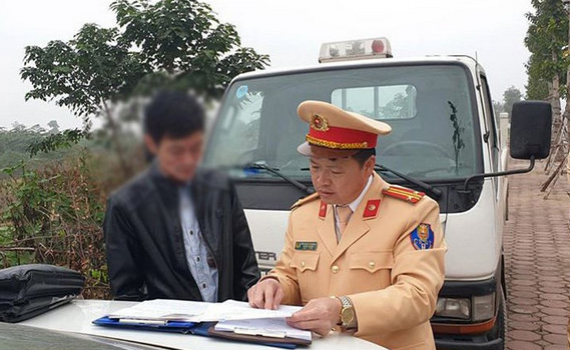 Cảnh s&aacute;t giao th&ocirc;ng sẽ xử l&yacute; vi phạm nồng độ cồn trong 7 ng&agrave;y Tết