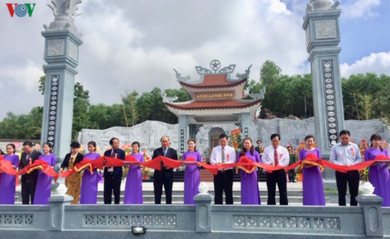 Thủ tướng dự Lễ kh&aacute;nh th&agrave;nh Đền thờ Liệt sĩ N&uacute;i Quế - Anh linh Đ&agrave;i
